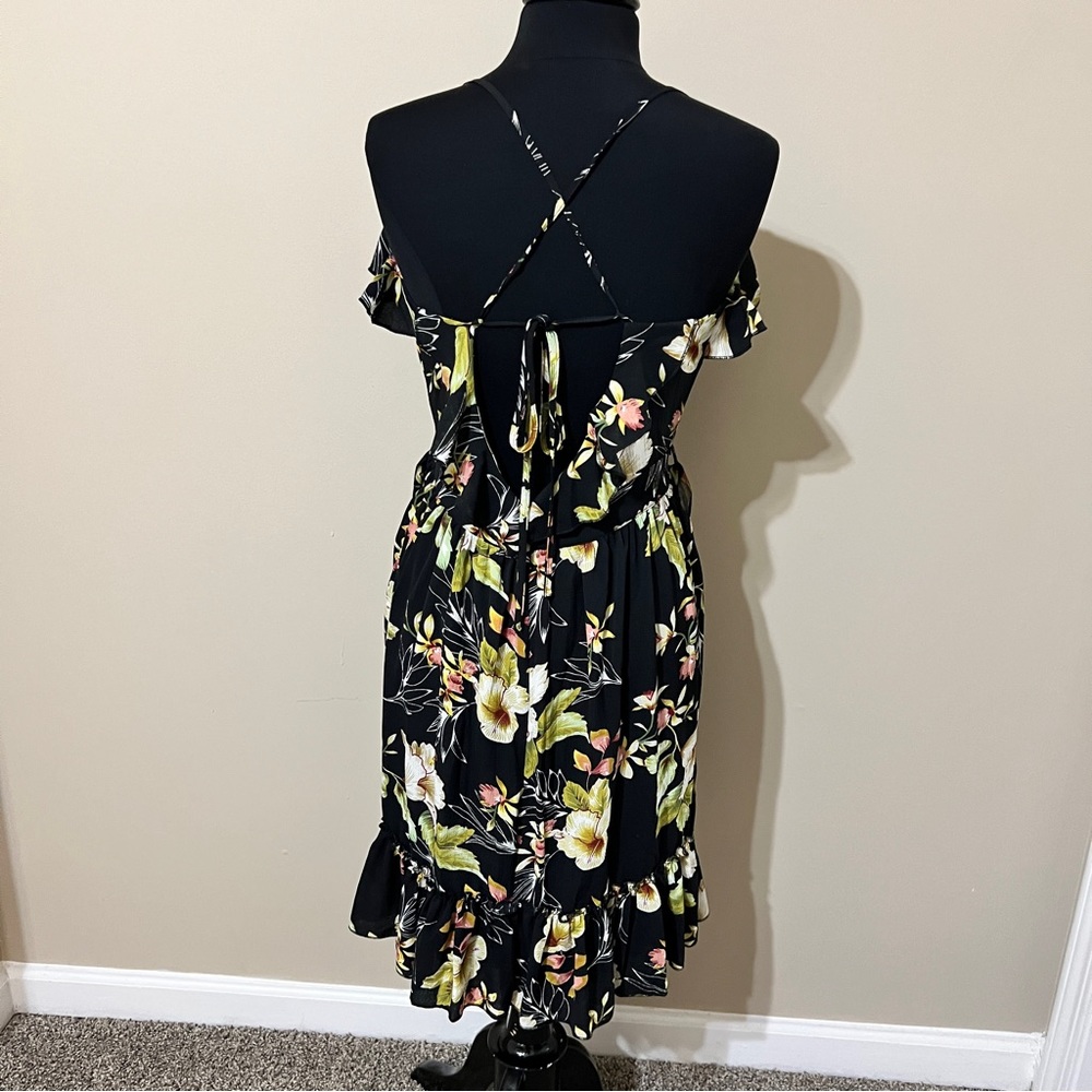 ASOS Floral Ruffle Dress - Picture 7 of 8